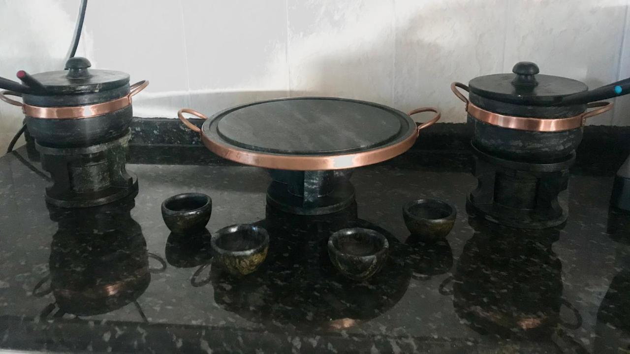 Chacara Tha&Thi Cond Fechado Wi Fi Spa E Pisc Aquececimento Solar Bom Jesus dos Perdoes Ngoại thất bức ảnh